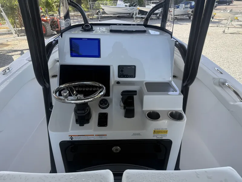 Slide: The Image of Sea Pro 222 Center Console 2026 - 11