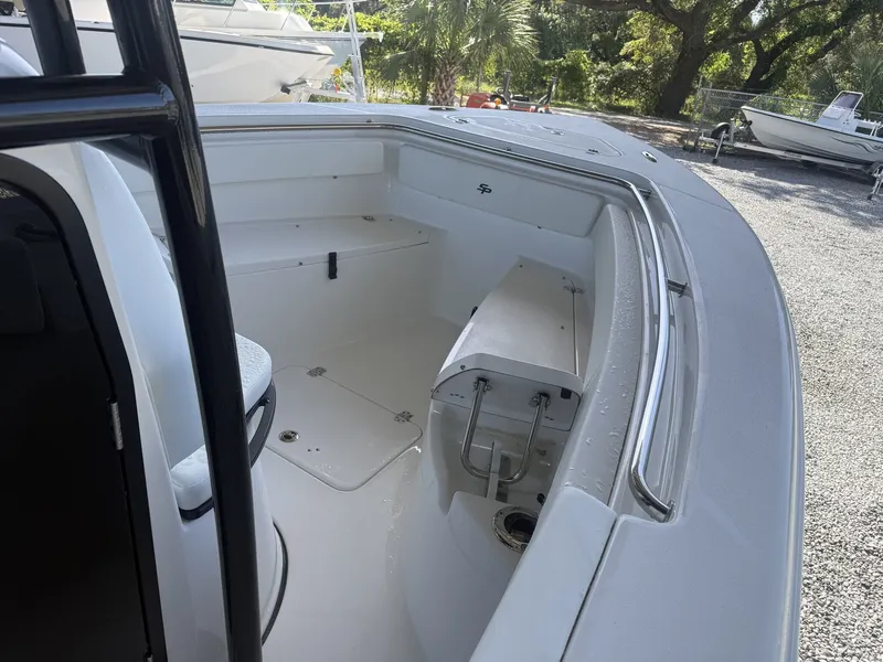 Slide: The Image of Sea Pro 222 Center Console 2026 - 8