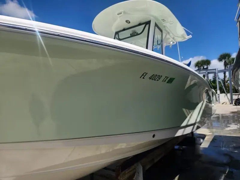 Slide: The Image of Sea Hunt 265 ultra 2025 - 3