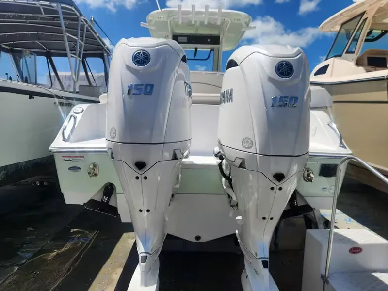 Slide: The Image of Sea Hunt 265 ultra 2025 - 4