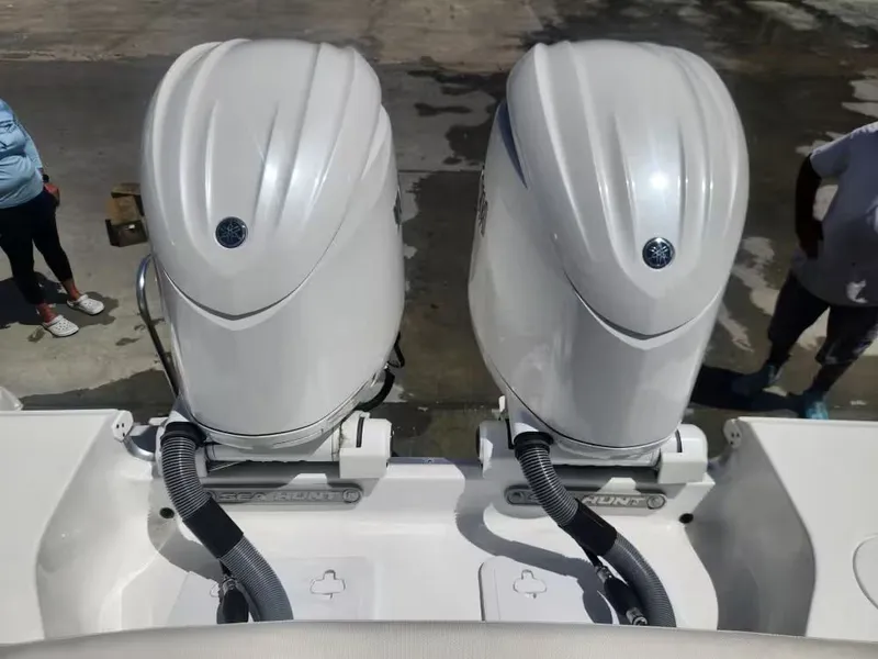 Slide: The Image of Sea Hunt 265 ultra 2025 - 5