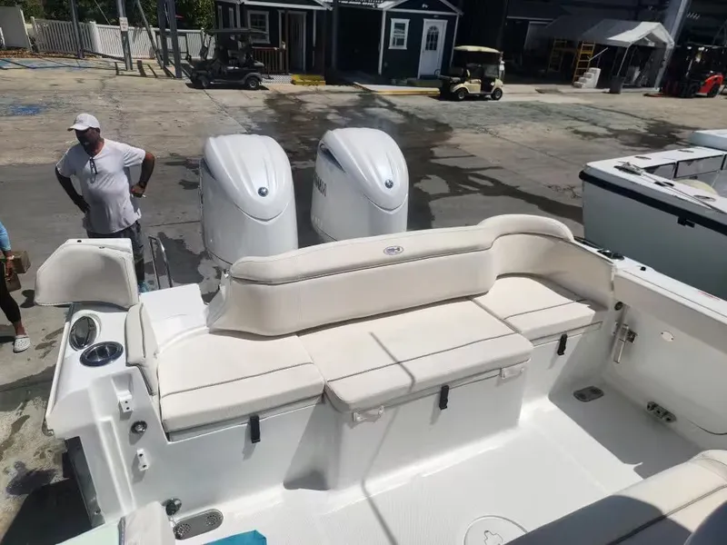 Slide: The Image of Sea Hunt 265 ultra 2025 - 6