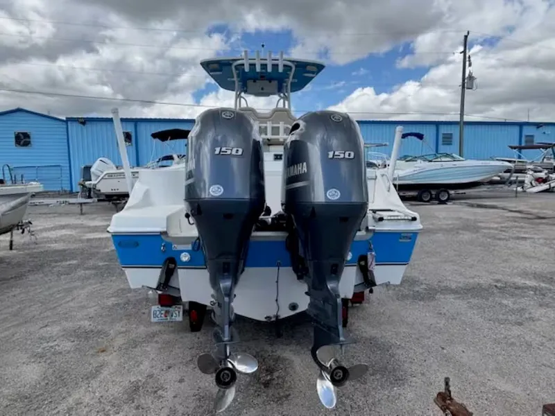 Slide: The Image of NauticStar 25 XS 2016 - 5