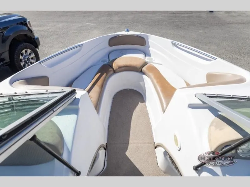 Slide: The Image of Four Winns 190 Horizon 2007 - 10