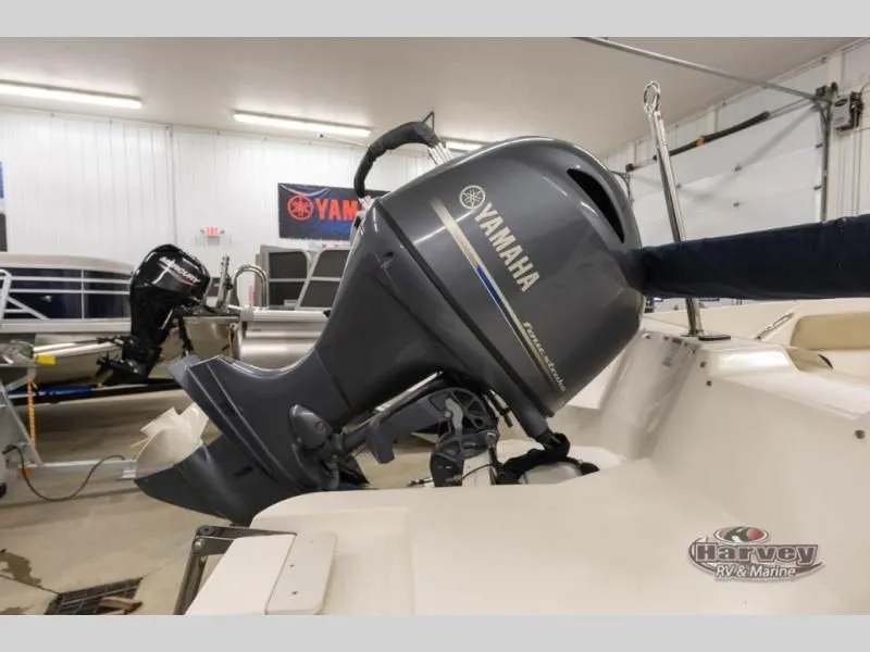 Slide: The Image of SC 182 SC 2016 - 4