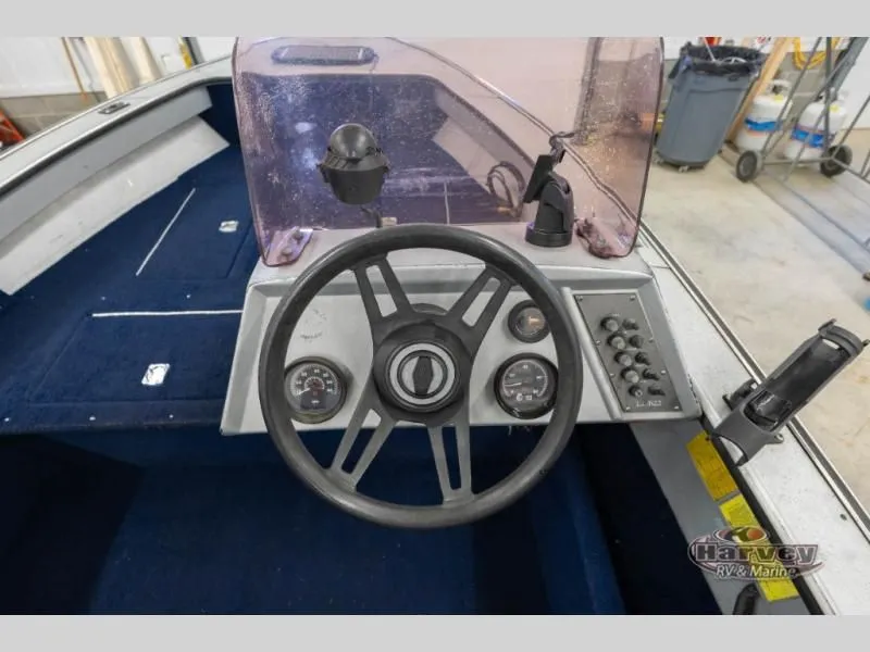 Slide: The Image of Lund Angler 1600 1992 - 12