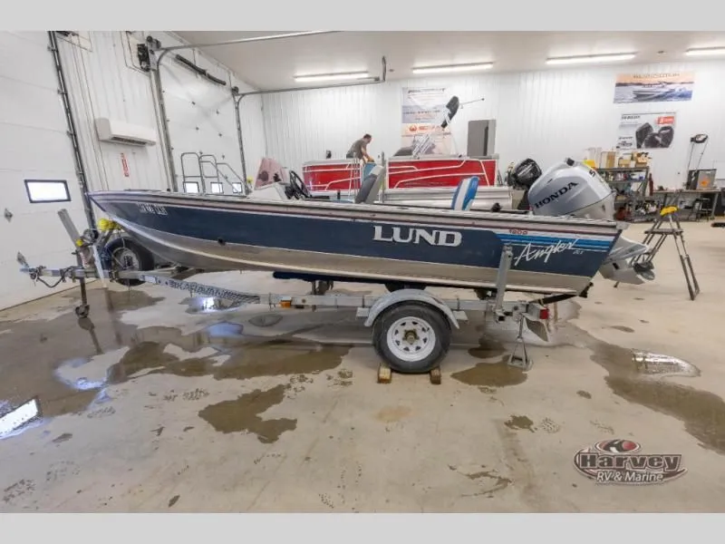 Slide: The Image of Lund Angler 1600 1992 - 7