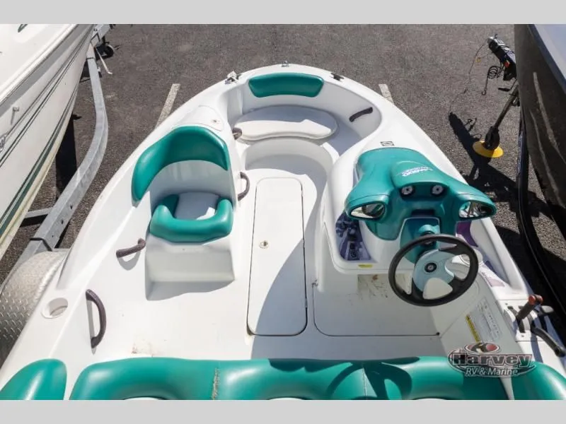 Slide: The Image of Sea-Doo Challenger 1996 - 10