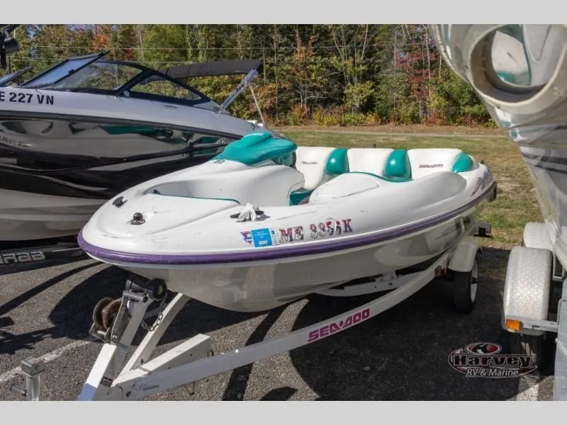 Slide: The Image of Sea-Doo Challenger 1996 - 3