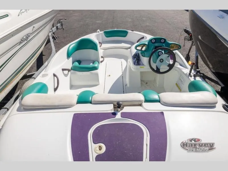 Slide: The Image of Sea-Doo Challenger 1996 - 7