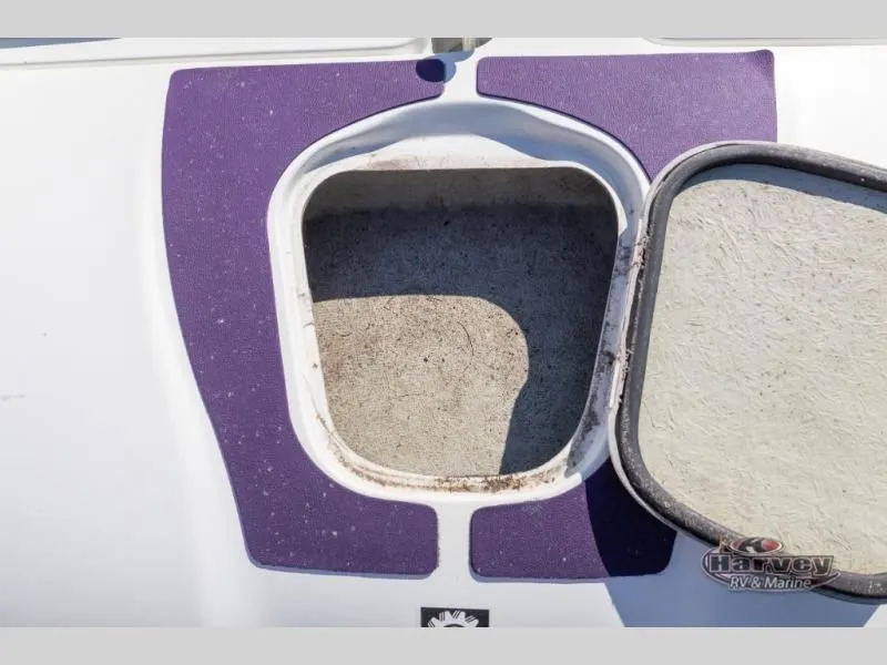 Slide: The Image of Sea-Doo Challenger 1996 - 9