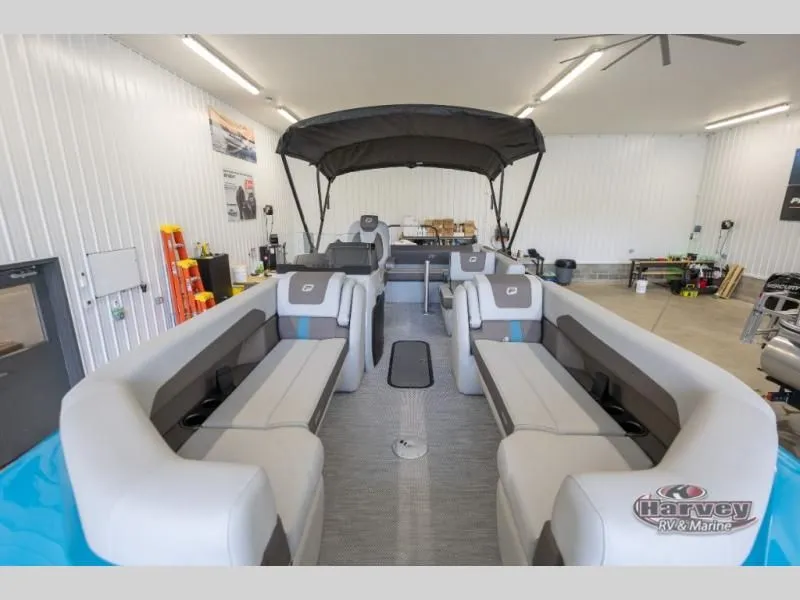 Slide: The Image of Vogue Performance 25 RL 2026 - 13