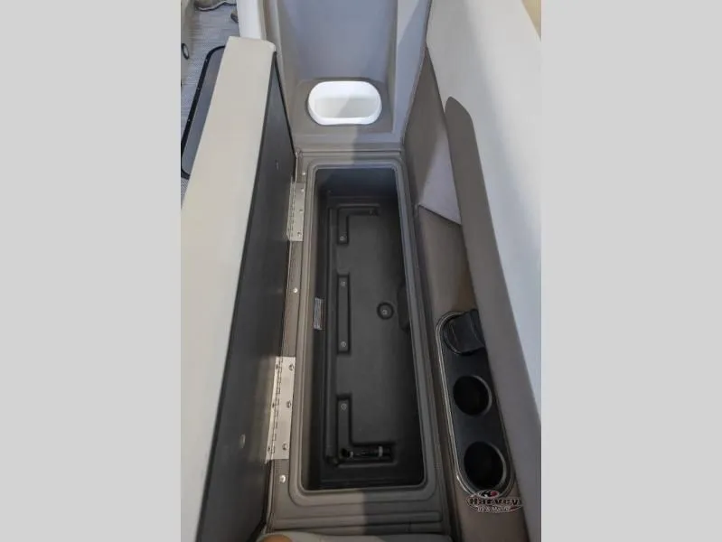 Slide: The Image of Vogue Performance 25 RL 2026 - 19