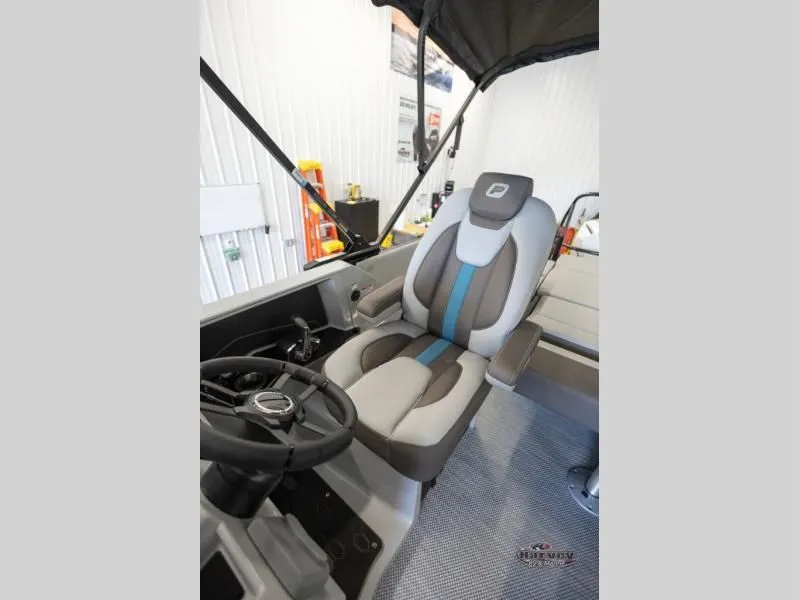 Slide: The Image of Vogue Performance 25 RL 2026 - 32