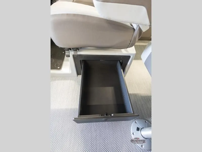 Slide: The Image of Vogue Performance 25 RL 2026 - 36