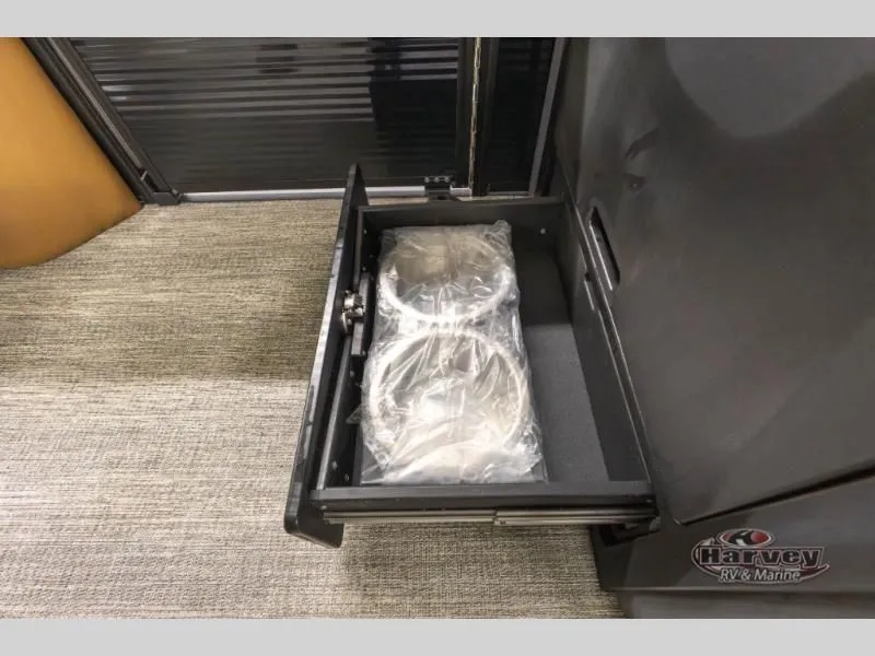 Slide: The Image of M Series 23MCSBSF 2026 - 16