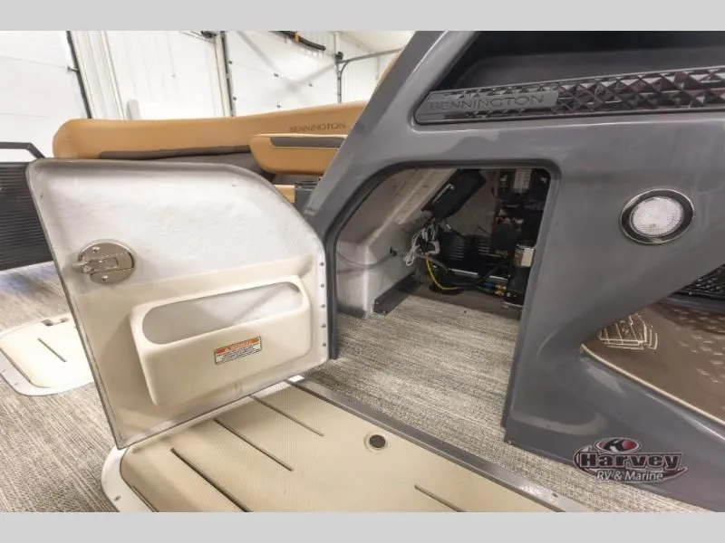 Slide: The Image of M Series 23MCSBSF 2026 - 27