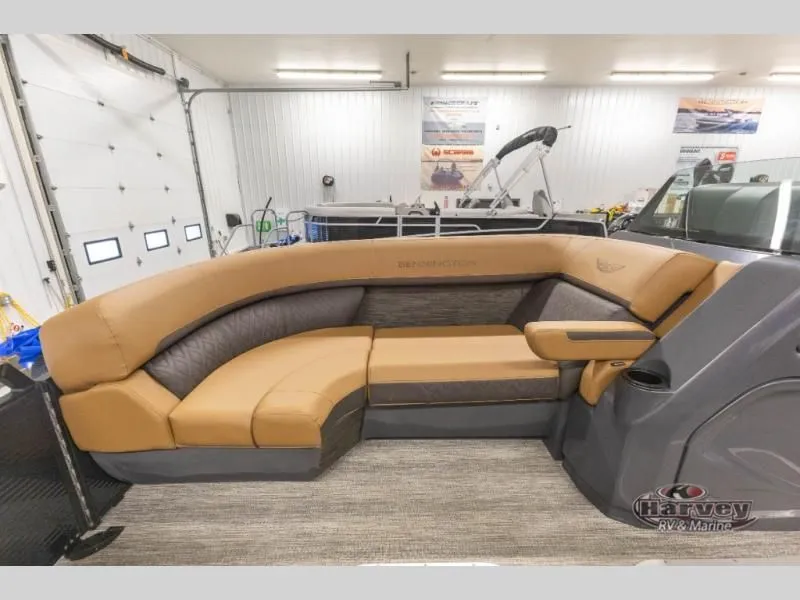 Slide: The Image of M Series 23MCSBSF 2026 - 28