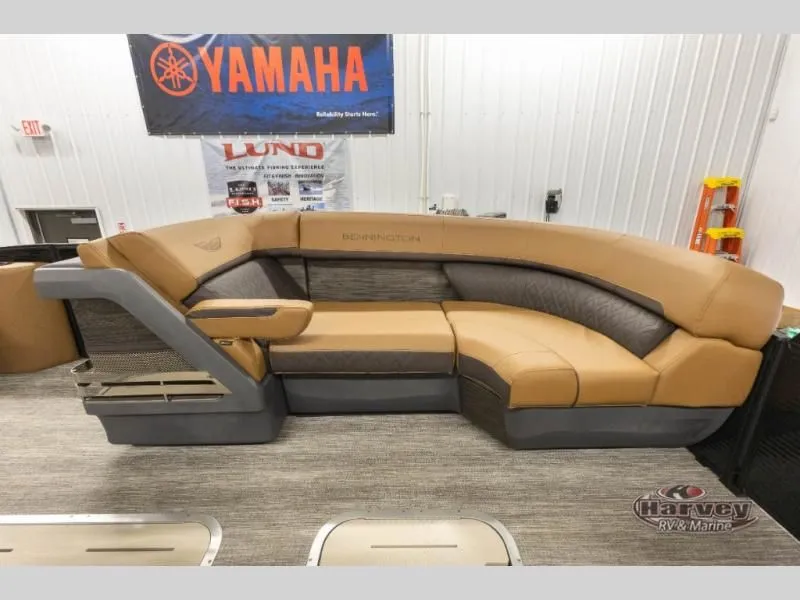 Slide: The Image of M Series 23MCSBSF 2026 - 8