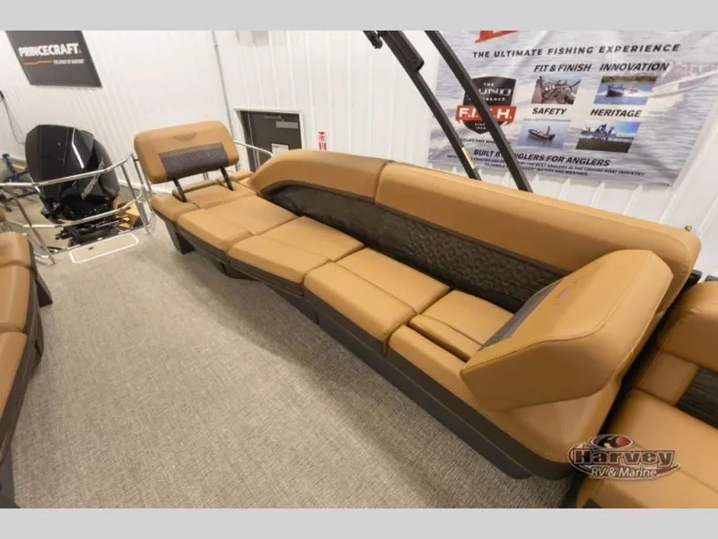 Slide: The Image of M Series 24MSLLSE 2026 - 14