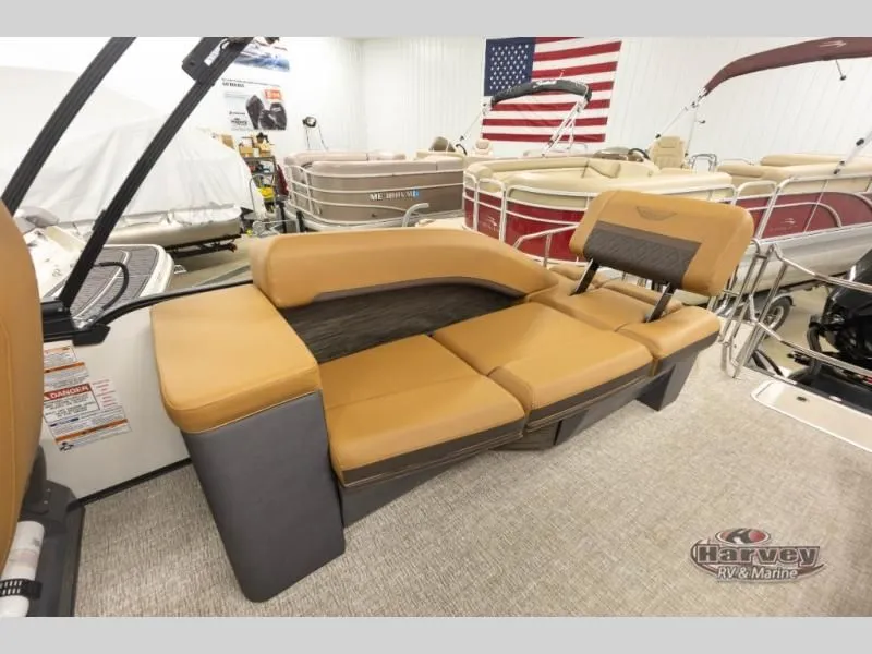 Slide: The Image of M Series 24MSLLSE 2026 - 19