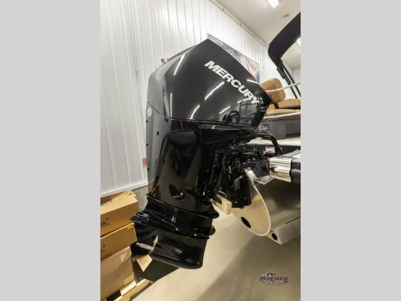 Slide: The Image of M Series 24MSLLSE 2026 - 4