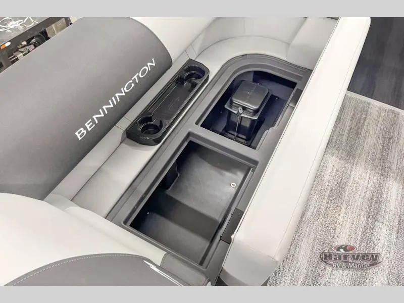 Slide: The Image of Bennington boat seat with storage and cup holders, model SSRSF 2026. - 9