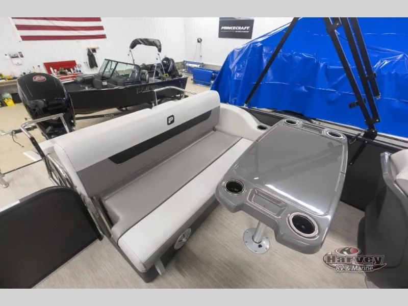 Slide: The Image of Sportfisher Sport 23-2SRL 2026 - 18