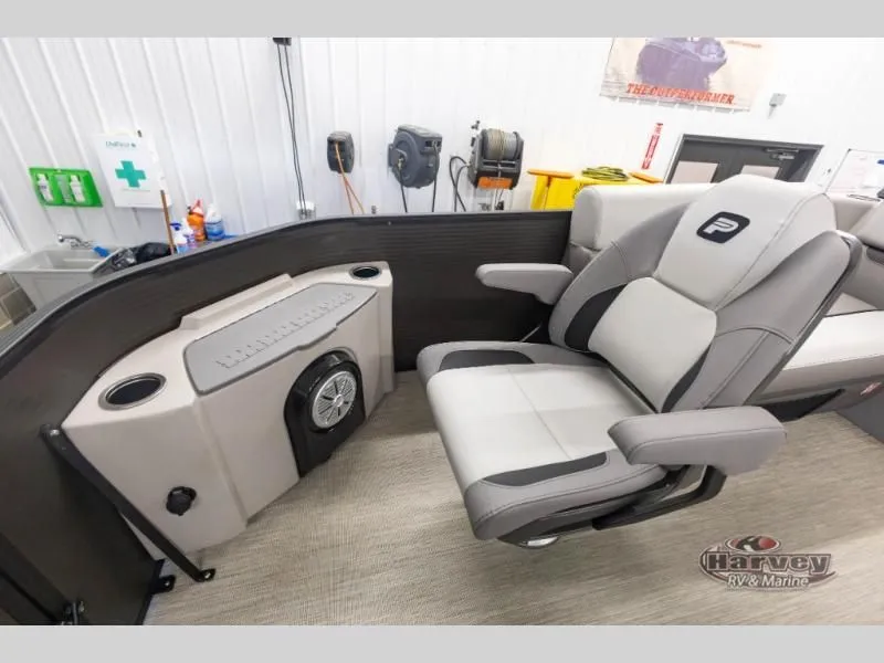 Slide: The Image of Sportfisher Sport 23-2SRL 2026 - 31