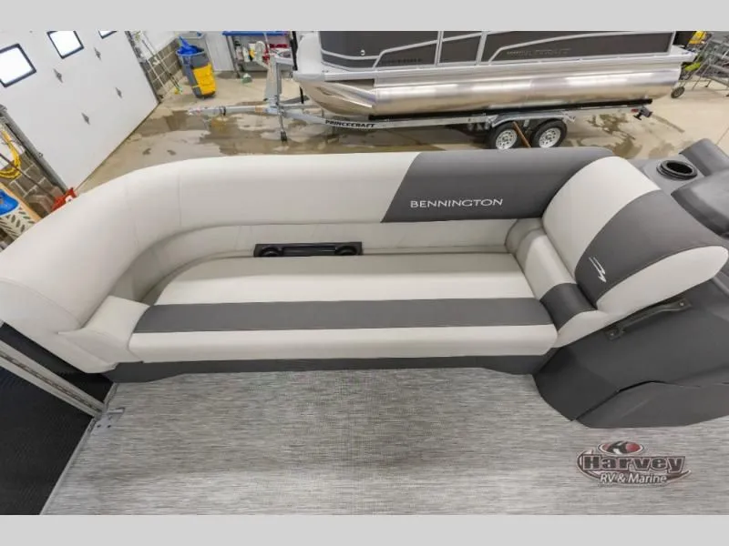 Slide: The Image of S Series 22 SF 2026 - 12