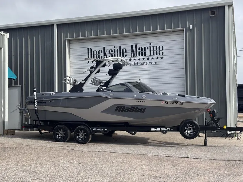 Slide: The Image of 2024 Malibu Wakesetter 23 MXZ at Dockside Marine. - 7