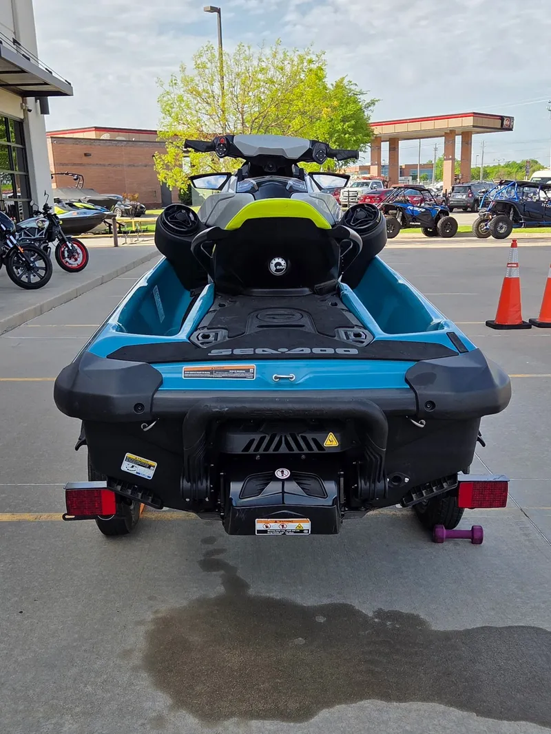 Slide: The Image of Sea-Doo GTI SE 130 iBR iDF Sound System 2024 - 7