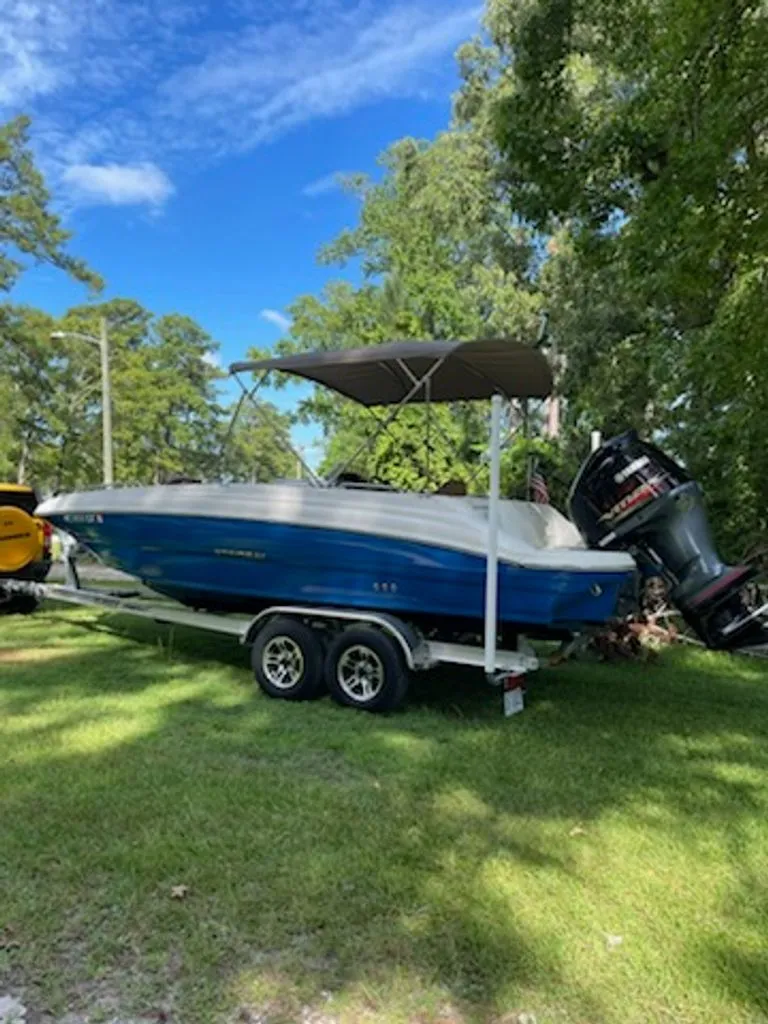 Slide: The Image of Stingray 212 SC 2022 - 5