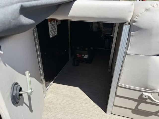 Slide: The Image of Interior of a 2017 Bennington 21SLX pontoon boat with gray upholstery. - 20