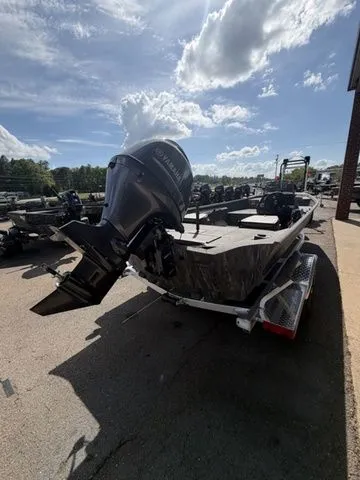 Slide: The Image of War Eagle 860LDSV 2026 - 13