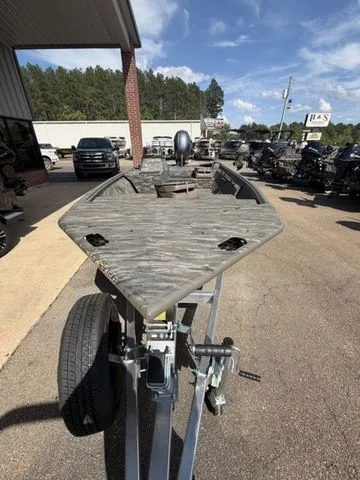 Slide: The Image of War Eagle 860LDSV 2026 - 6