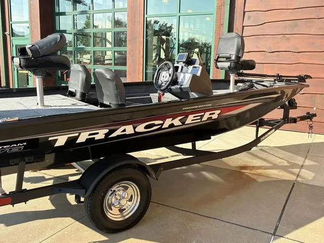 Slide: The Image of Tracker Pro Team 175 TF 2026 - 14