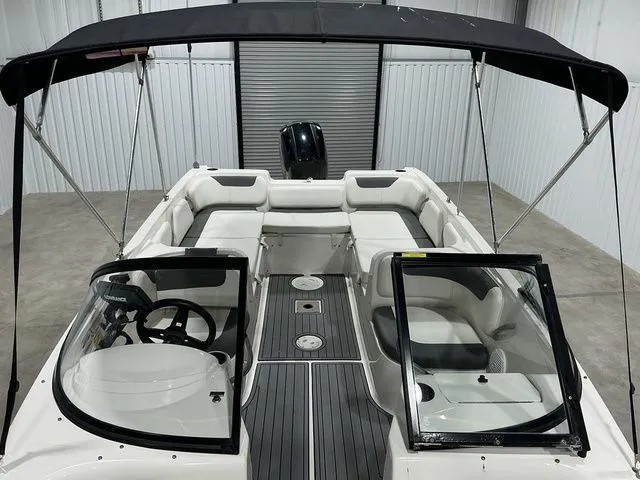 Slide: The Image of Bayliner ELEMENT E21 Fish 2019 - 12