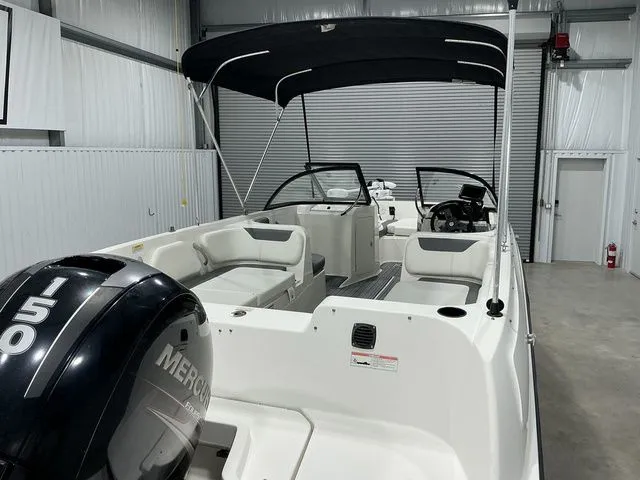 Slide: The Image of Bayliner ELEMENT E21 Fish 2019 - 15