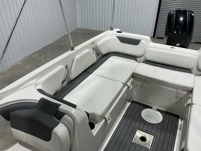 Slide: The Image of Bayliner ELEMENT E21 Fish 2019 - 23