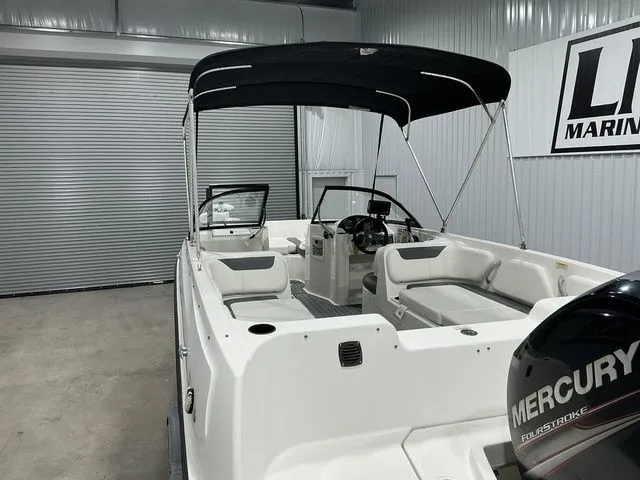 Slide: The Image of Bayliner ELEMENT E21 Fish 2019 - 26