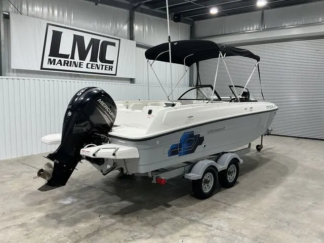 Slide: The Image of Bayliner ELEMENT E21 Fish 2019 - 4