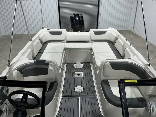 Slide: The Image of Bayliner ELEMENT E21 Fish 2019 - 9