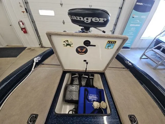 Slide: The Image of ranger bass boats R83VS 2000 - 11