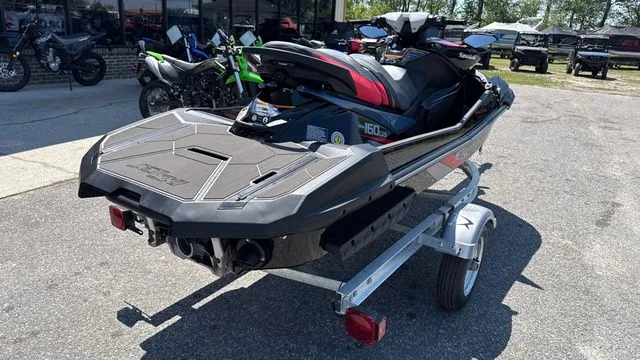 Slide: The Image of Kawasaki Ultra 160 2026 - 9
