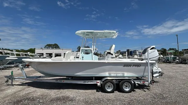 Slide: The Image of Sea Pro 250 Bay 2026 - 2