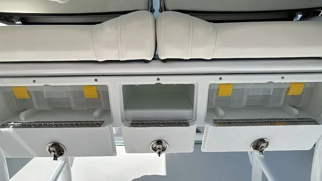 Slide: The Image of Sea Pro 250 Bay 2026 - 28