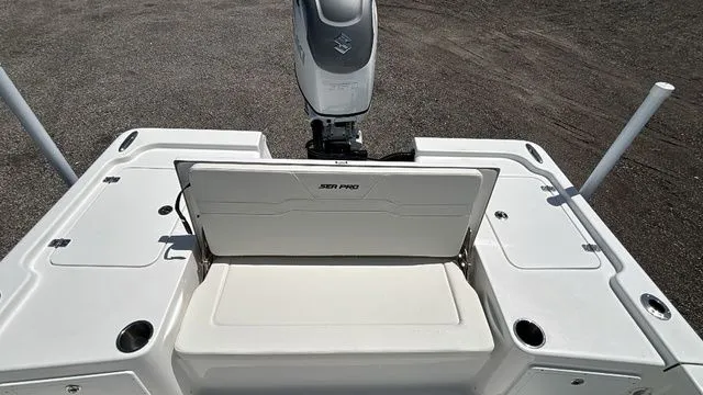 Slide: The Image of Sea Pro 250 Bay 2026 - 7
