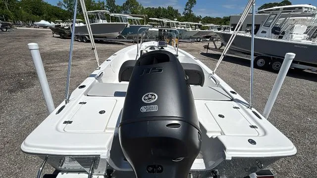 Slide: The Image of Sea Pro 172 Bay 2026 - 2