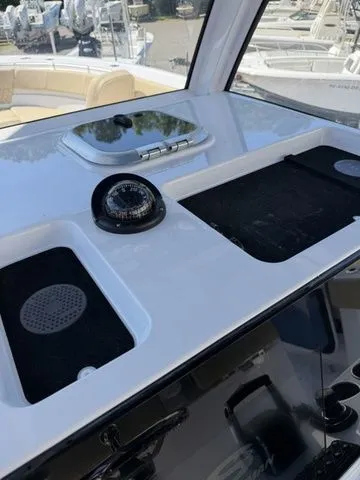 Slide: The Image of Sportsman Heritage 321 Center Console 2026 - 11